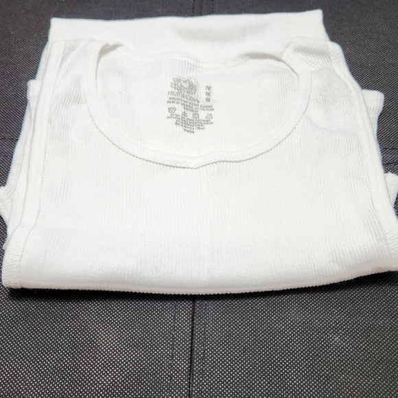 NEW..... Fruit Of The Loom Men's A-Shirt Tank Top Pac Of 6 Medium - Picture 3 of 3